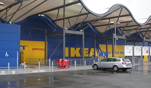 ¿Qué tiendas de Ikea abren el 12 de octubre de 2013?