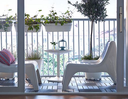 nuevas mesas de terraza ikea para tu balcon o jardin